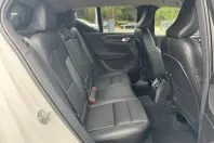 Volvo XC40 din 2022 cu 62.635 km - oferta VOL118464 - foto 13