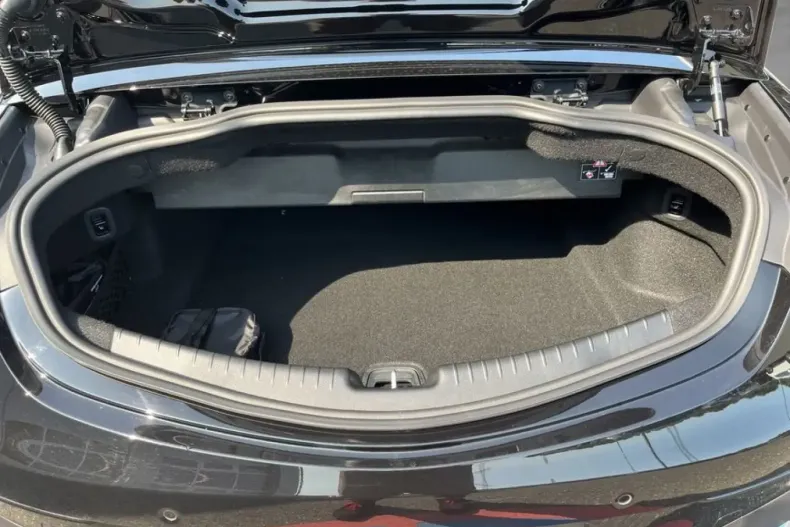 Mercedes-Benz CLE 300 din 2024 cu 7.867 km - oferta MER118499 - foto 5