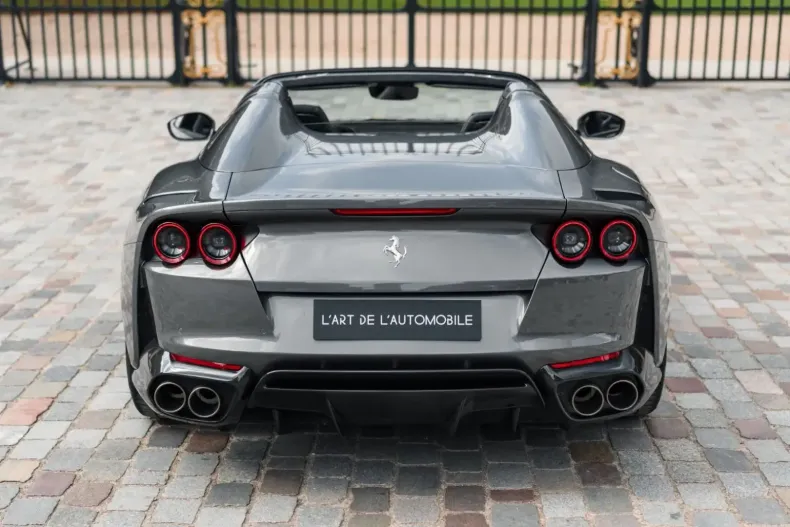 Ferrari 812 din 2023 cu 9.500 km - oferta FER118509 - foto 5