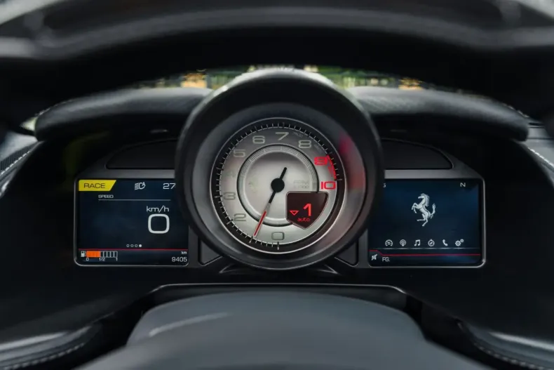 Ferrari 812 din 2023 cu 9.500 km - oferta FER118509 - foto 16