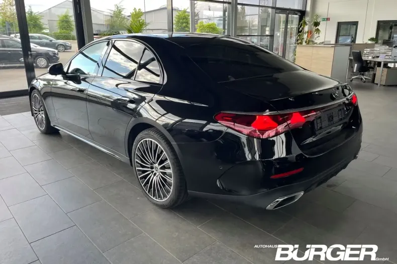 Mercedes-Benz E 220 din 2024 cu 18.500 km - oferta MER118513 - foto 6