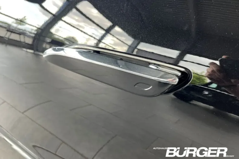 Mercedes-Benz E 220 din 2024 cu 18.500 km - oferta MER118513 - foto 8