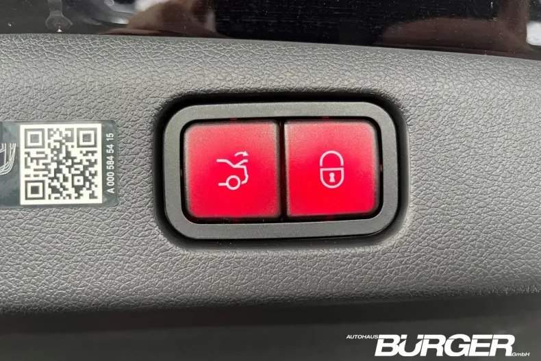 Mercedes-Benz E 220 din 2024 cu 18.500 km - oferta MER118513 - foto 10