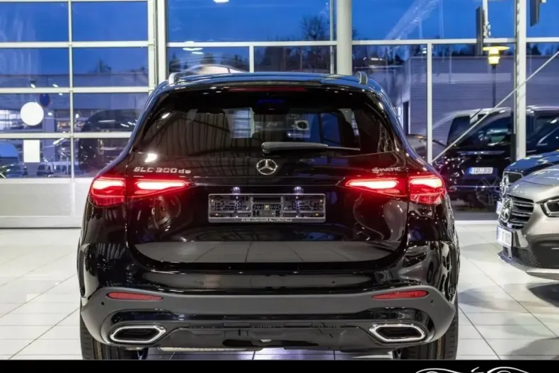 Mercedes-Benz GLC 300 din 2024 cu 17.800 km - oferta MER118520 - foto 5