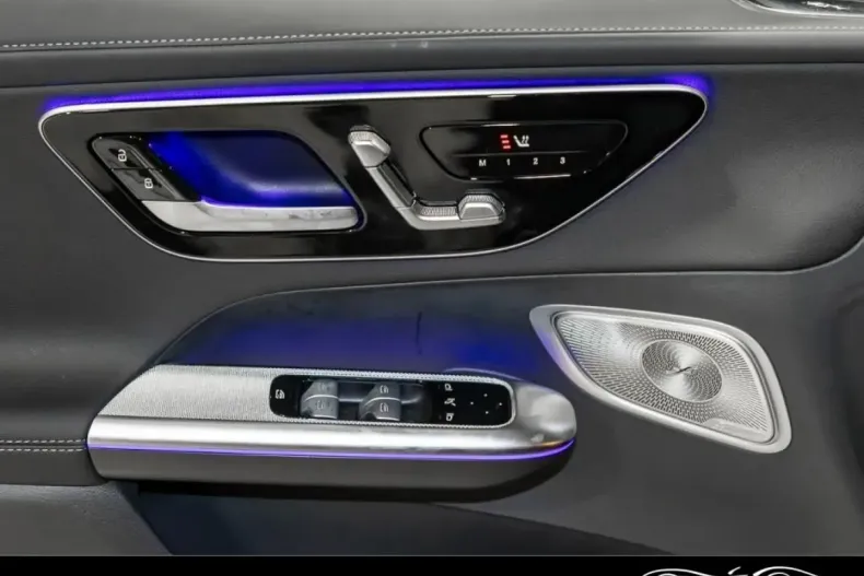 Mercedes-Benz GLC 300 din 2024 cu 17.800 km - oferta MER118520 - foto 15