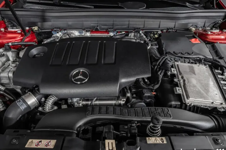 Mercedes-Benz GLB 200 din 2024 cu 19.252 km - oferta MER118526 - foto 8