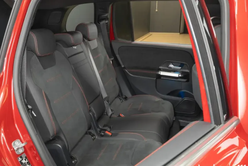 Mercedes-Benz GLB 200 din 2024 cu 19.252 km - oferta MER118526 - foto 14