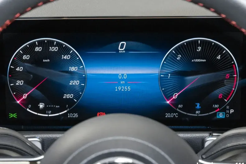 Mercedes-Benz GLB 200 din 2024 cu 19.252 km - oferta MER118526 - foto 19