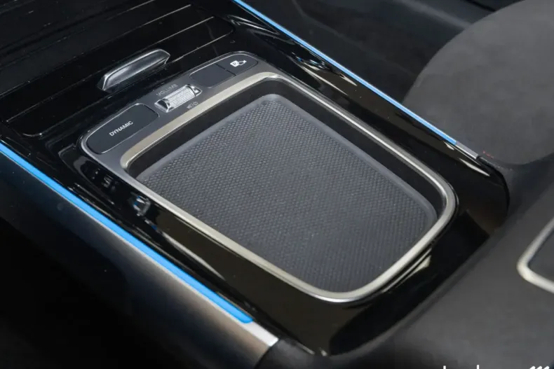 Mercedes-Benz GLB 200 din 2024 cu 19.252 km - oferta MER118526 - foto 22