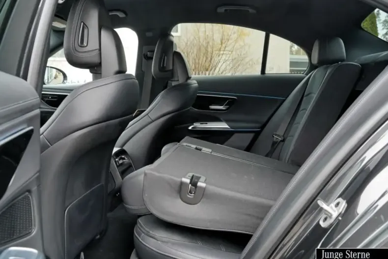 Mercedes-Benz E 200 din 2024 cu 44.101 km - oferta MER118527 - foto 6