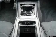 Mercedes-Benz E 200 din 2024 cu 44.101 km - oferta MER118527 - foto 11