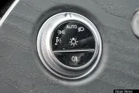 Mercedes-Benz E 200 din 2024 cu 44.101 km - oferta MER118527 - foto 14