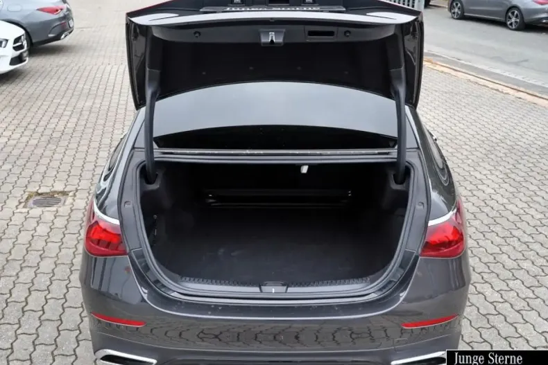 Mercedes-Benz E 200 din 2024 cu 44.101 km - oferta MER118527 - foto 17