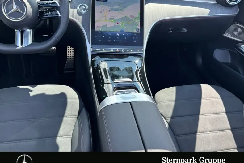 Mercedes-Benz CLE 200 din 2024 cu 5.620 km - oferta MER118528 - foto 11