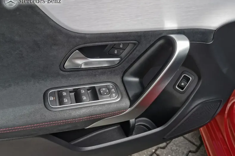 Mercedes-Benz A 250 din 2022 cu 23.330 km - oferta MER118534 - foto 7