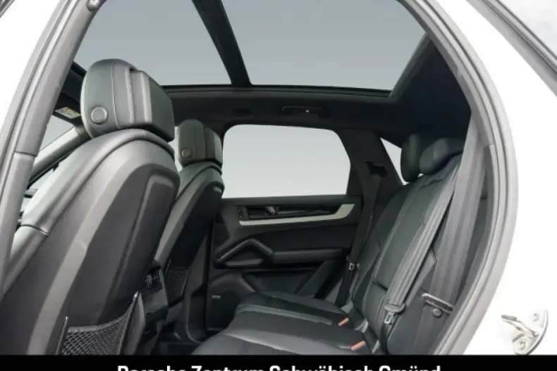 Porsche Cayenne din 2023 cu 26.000 km - oferta POR118539 - foto 7
