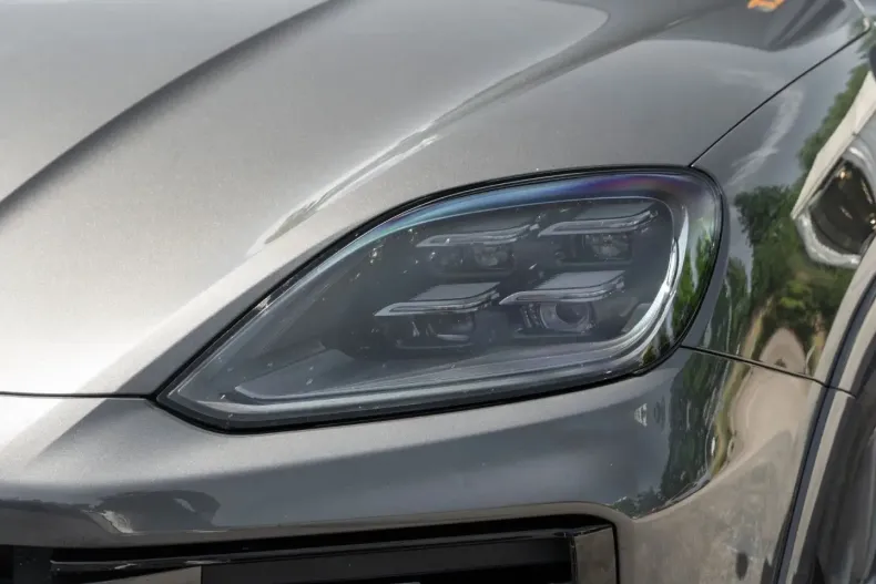 Porsche Cayenne din 2024 cu 29.800 km - oferta POR118541 - foto 14