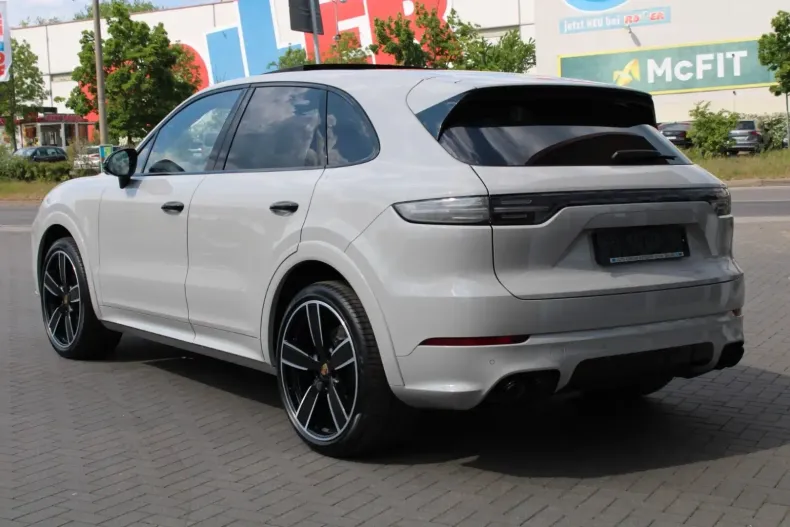 Porsche Cayenne din 2023 cu 42.500 km - oferta POR118544 - foto 5