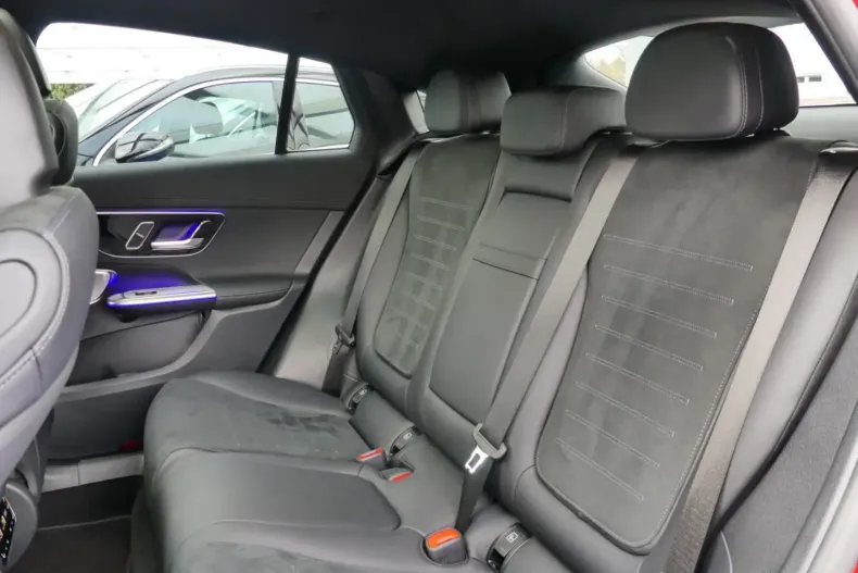 Mercedes-Benz GLC 300 din 2024 cu 19.899 km - oferta MER118546 - foto 10