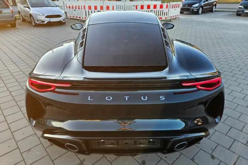 Lotus Emira din 2023 cu 12.000 km - oferta LOT118547 - foto 7