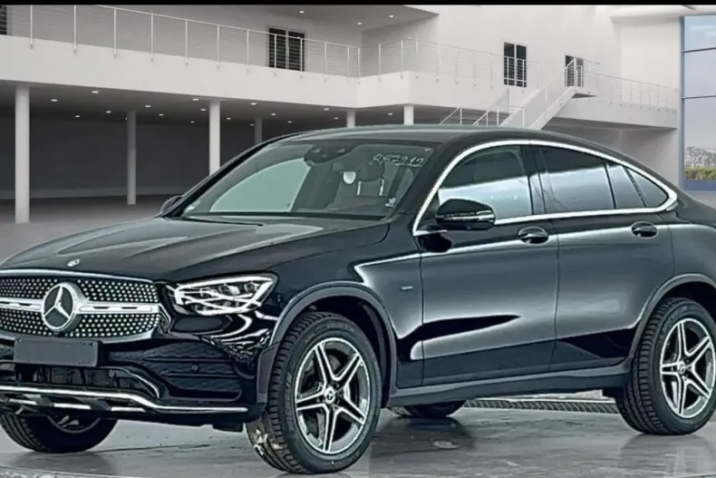 Mercedes-Benz GLC 300 din 2020 cu 47.115 km - oferta MER118560 - foto 4