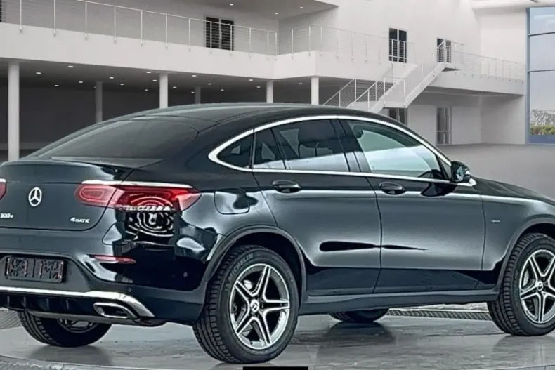 Mercedes-Benz GLC 300 din 2020 cu 47.115 km - oferta MER118560 - foto 5