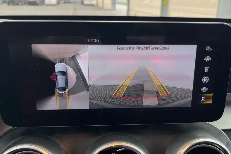 Mercedes-Benz GLC 300 din 2020 cu 47.115 km - oferta MER118560 - foto 11