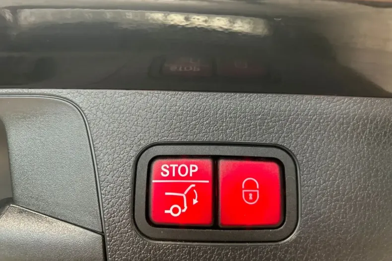 Mercedes-Benz GLB 35 AMG din 2024 cu 31.795 km - oferta MER118564 - foto 17