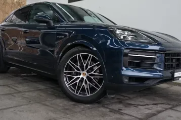 Porsche Cayenne din 2023 - oferta POR118577