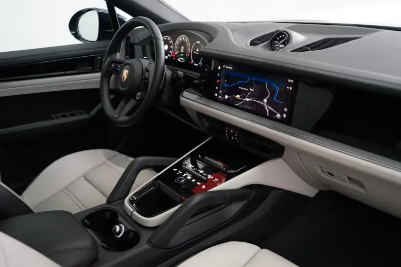 Porsche Cayenne din 2023 cu 28.100 km - oferta POR118577 - foto 6