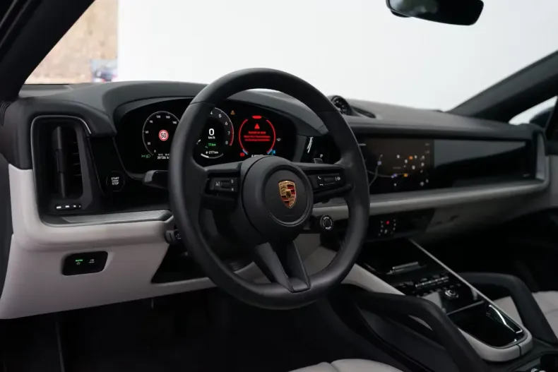 Porsche Cayenne din 2023 cu 28.100 km - oferta POR118577 - foto 9