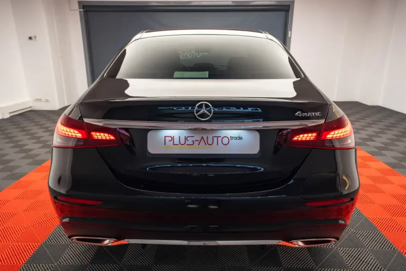 Mercedes-Benz E 300 din 2022 cu 43.000 km - oferta MER118578 - foto 5