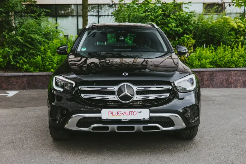 Mercedes-Benz GLC 300 din 2021 cu 138.395 km - oferta MER118581 - foto 2