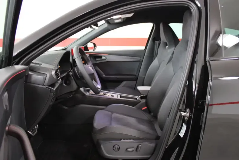 Cupra Formentor din 2025 cu 70 km - oferta CUP118586 - foto 7