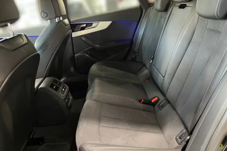 Audi A5 din 2025 cu 9.600 km - oferta AUD118589 - foto 11