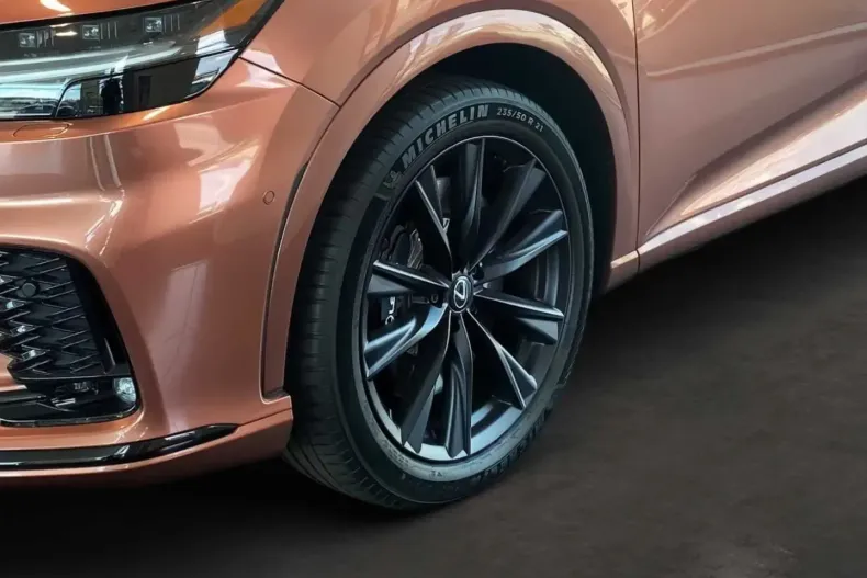 Lexus RX 500 din 2025 cu 10 km - oferta LEX118590 - foto 4