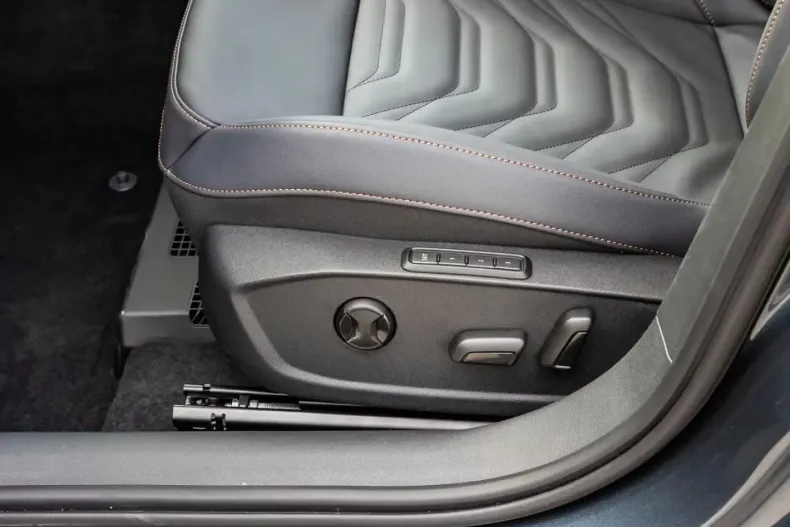 Cupra Formentor din 2025 cu 20 km - oferta CUP118591 - foto 19