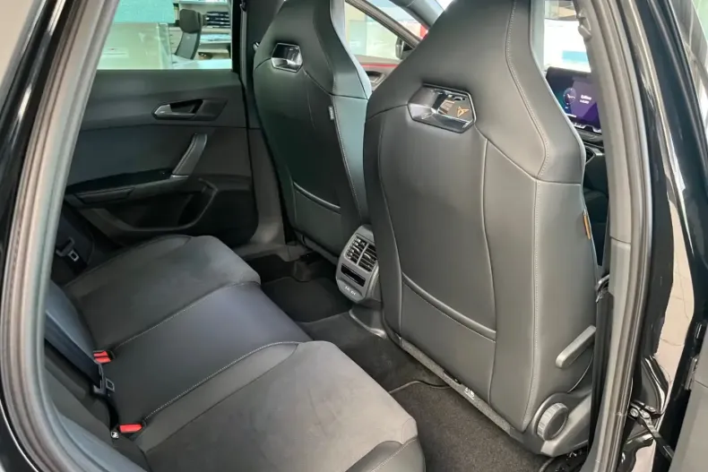 Cupra Formentor din 2025 cu 170 km - oferta CUP118593 - foto 11