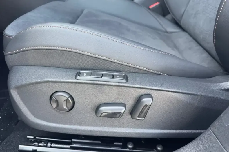 Cupra Formentor din 2025 cu 20 km - oferta CUP118595 - foto 13