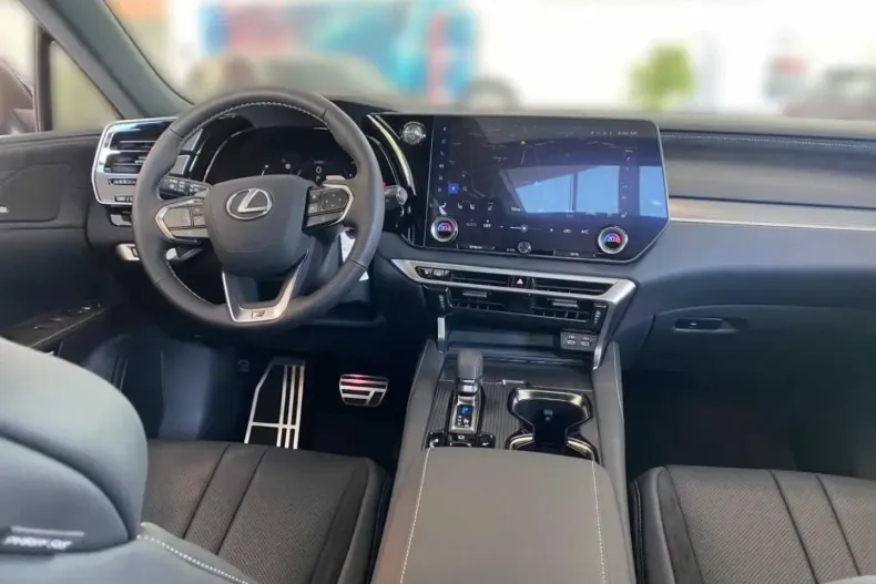 Lexus RX 500 din 2024 cu 10 km - oferta LEX118596 - foto 8