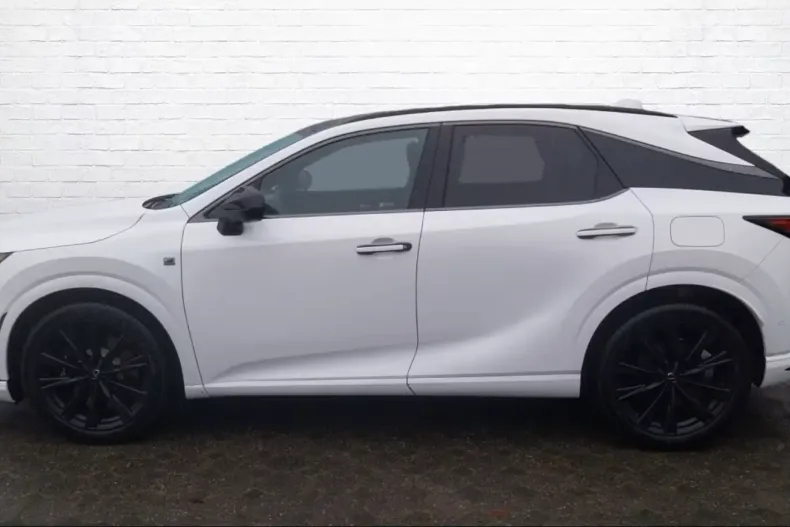 Lexus RX 500 din 2024 cu 10 km - oferta LEX118600 - foto 2