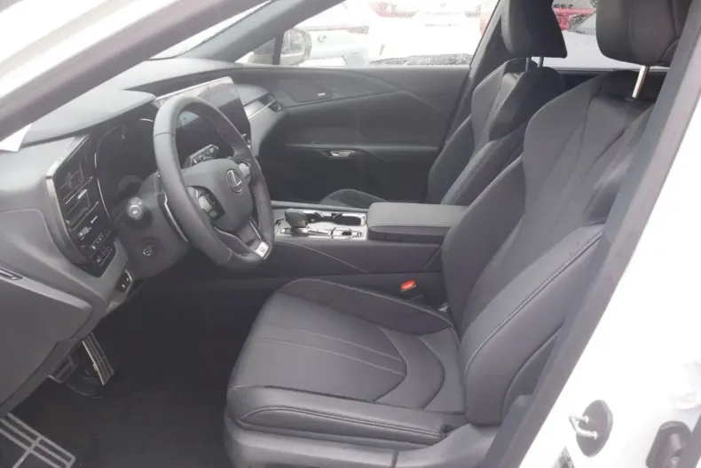 Lexus RX 500 din 2024 cu 10 km - oferta LEX118600 - foto 12