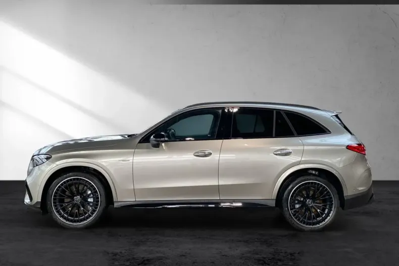 Mercedes-Benz GLC 43 AMG din 2024 cu 6.490 km - oferta MER118610 - foto 3