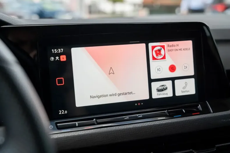 Volkswagen Golf din 2023 cu 21.250 km - oferta VOL118623 - foto 11