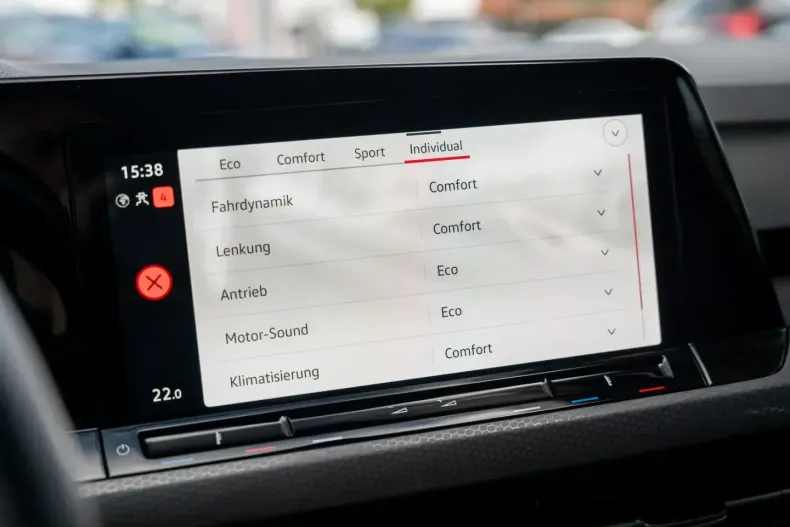 Volkswagen Golf din 2023 cu 21.250 km - oferta VOL118623 - foto 16