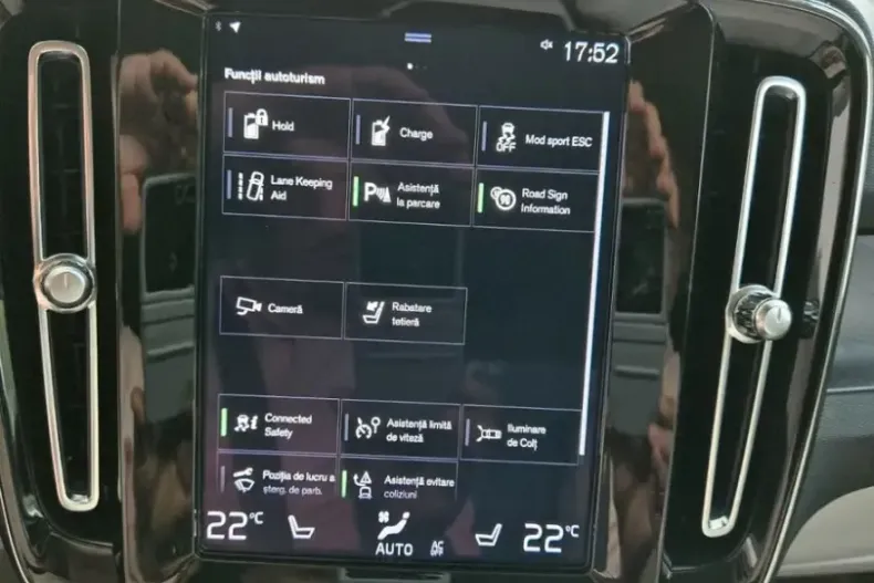 Volvo XC40 din 2023 cu 30.571 km - oferta VOL118631 - foto 11