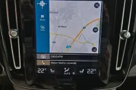 Volvo XC40 din 2023 cu 30.571 km - oferta VOL118631 - foto 13