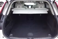 Volvo XC60 din 2020 cu 52.700 km - oferta VOL118632 - foto 19