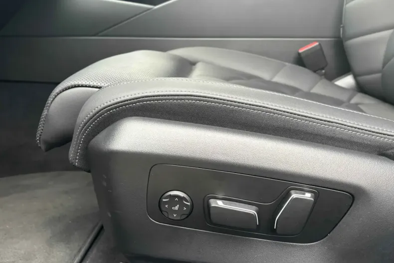 BMW 520 din 2024 cu 23.950 km - oferta BMW118635 - foto 8