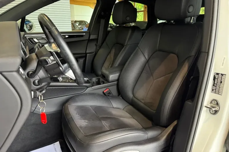 Porsche Macan din 2020 cu 53.629 km - oferta POR118642 - foto 15